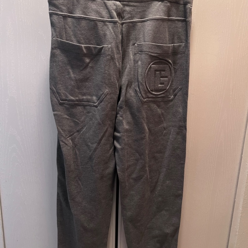 Balmain Sweatsuit Crop top L/ Charcoal NWT - Picture 2 of 5
